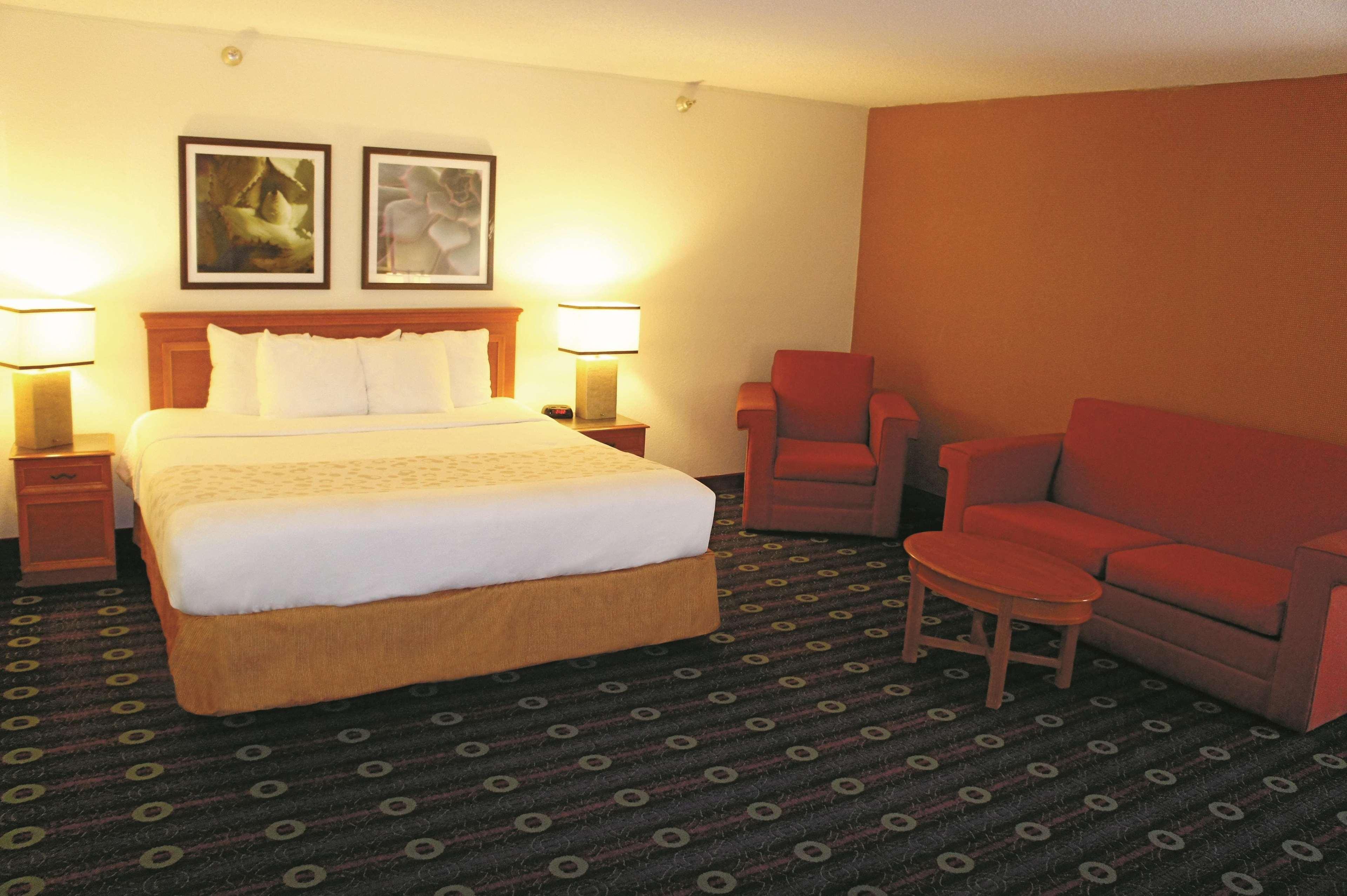 La Quinta Inn By Wyndham Kansas City North North Kansas City Exteriér fotografie