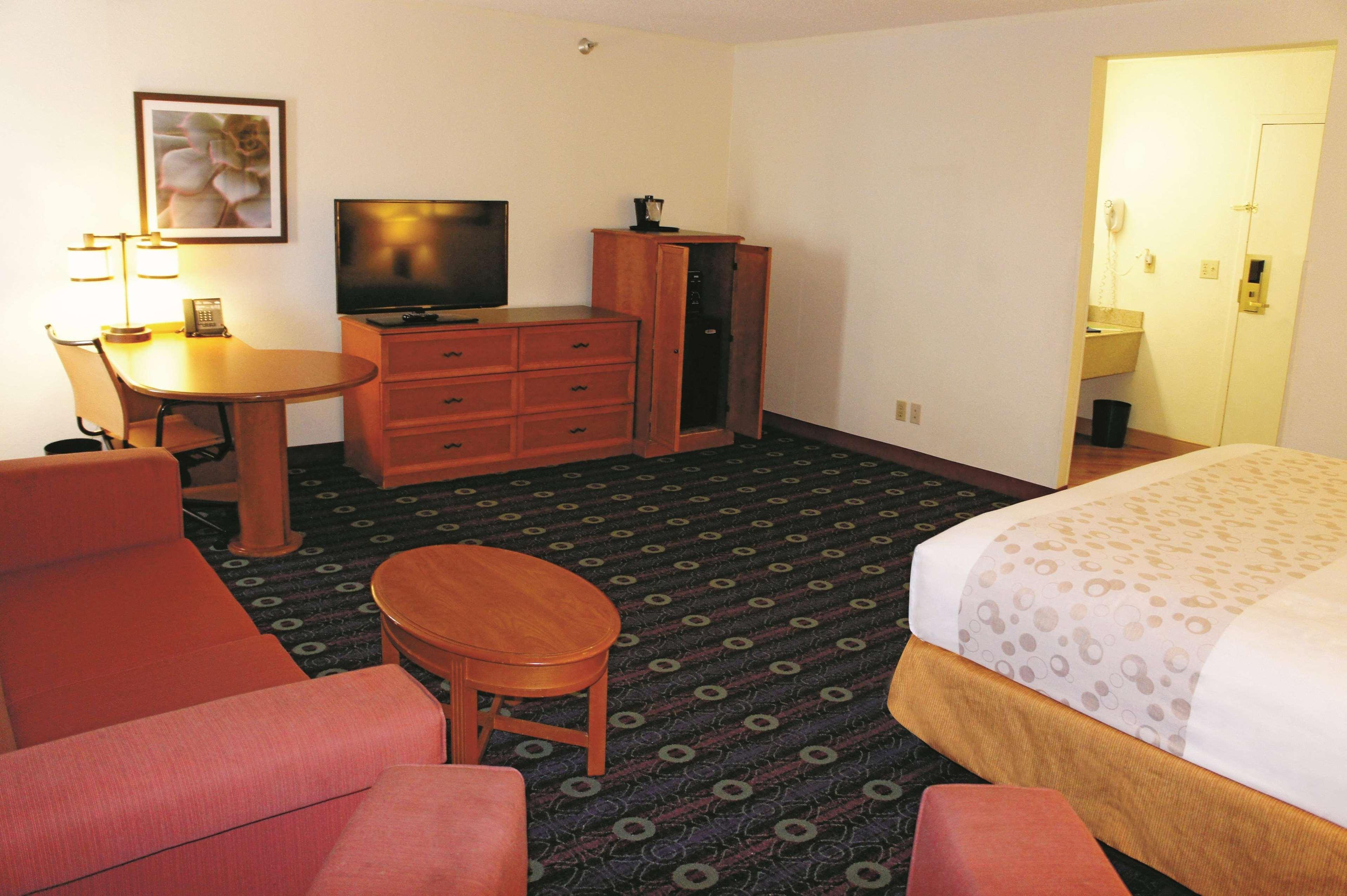 La Quinta Inn By Wyndham Kansas City North North Kansas City Exteriér fotografie